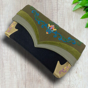 OOVOO Design Hand Embroidered Fabric & Silk Convertible Clutch Bag Purse